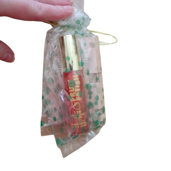 New Victoria Secret Beauty Bag Bundle. - Picture 4 of 13